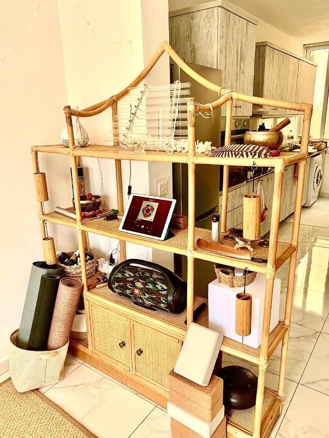 Private Bedroom With Balcony In A Shared Apartment At The Bay Of Ксленді Екстер'єр фото